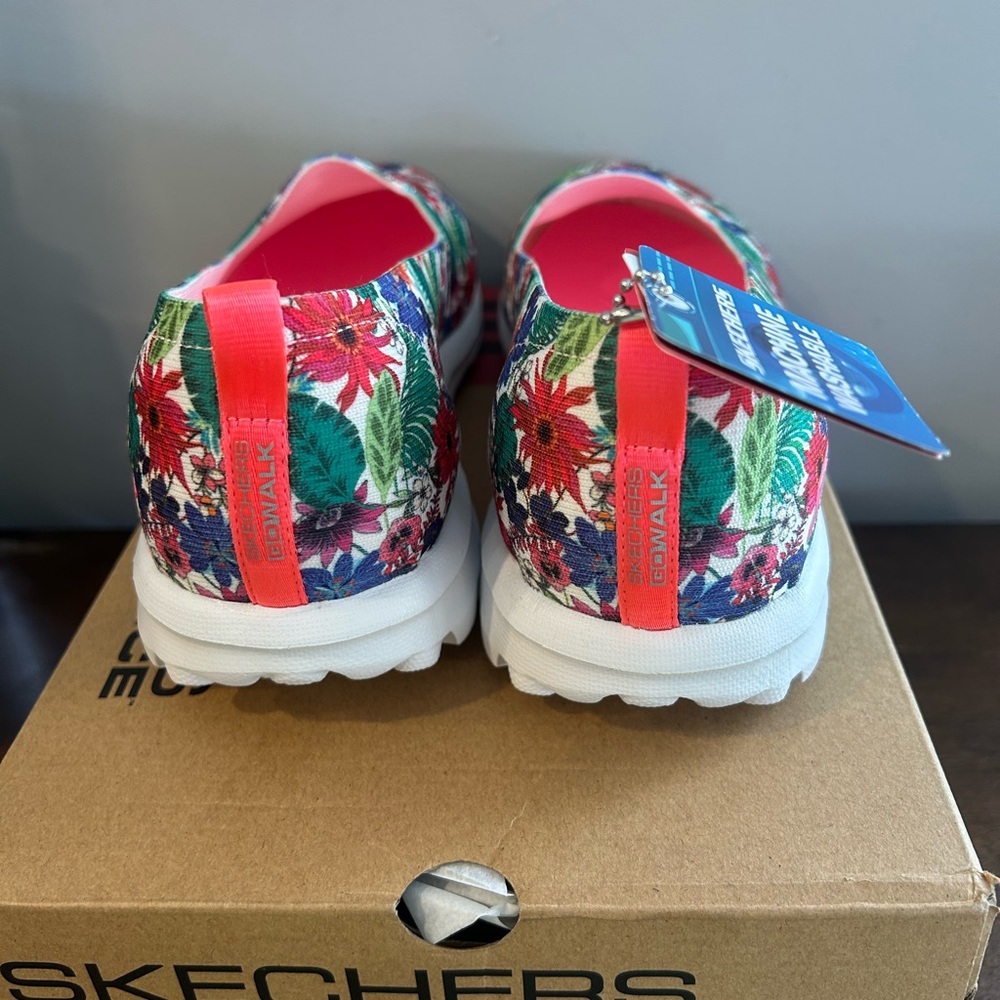 Skechers GOwalk Classic Washable Slip-Ons Spring Safari White Floral Size 11 New - Picture 7 of 12